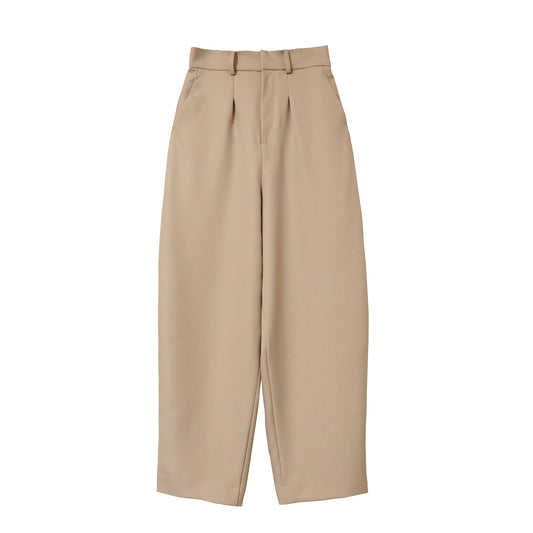 カーヴィパンツ