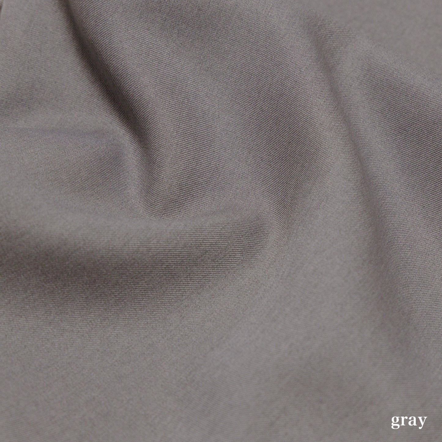 カーヴィパンツ